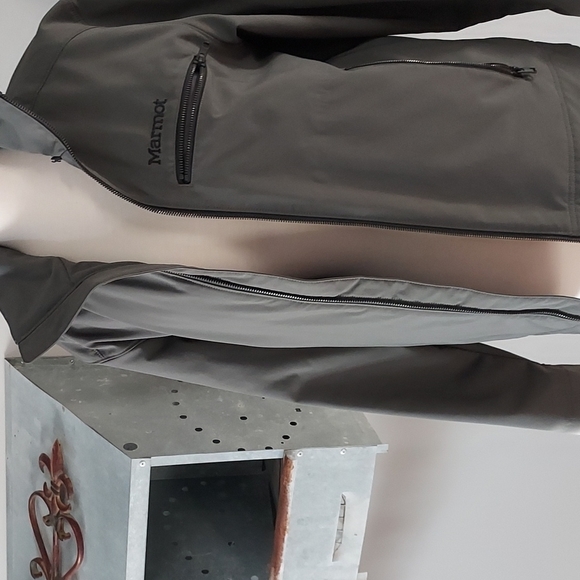 𝅺MARMOT jacket - Picture 2 of 7